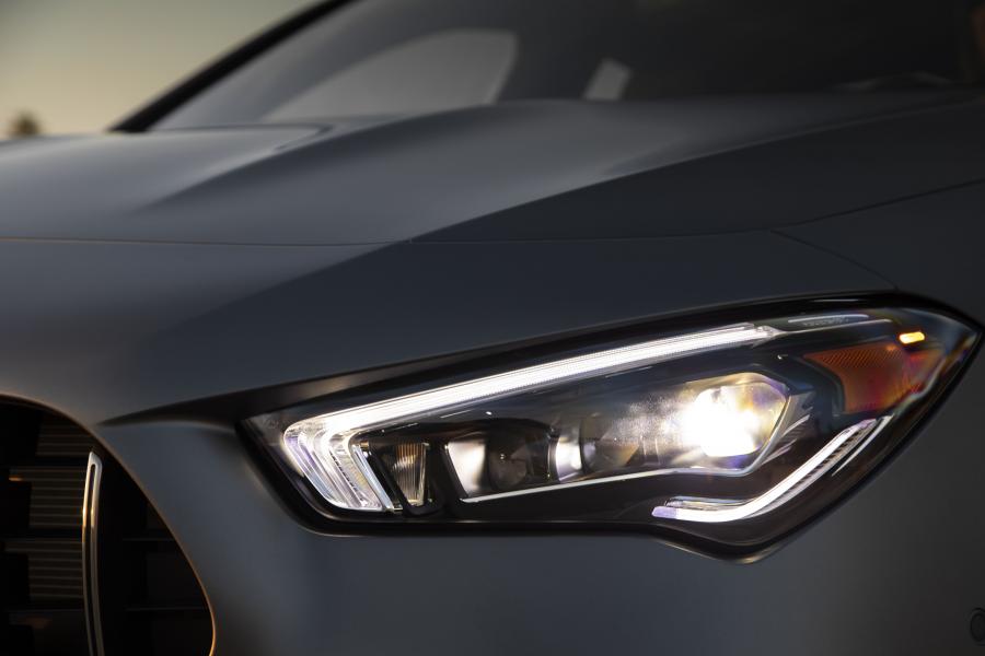 Детали экстерьера Mercedes-AMG CLA45 4Matic+ (C118) 2019 года  (NA) (фото 15 из 73)